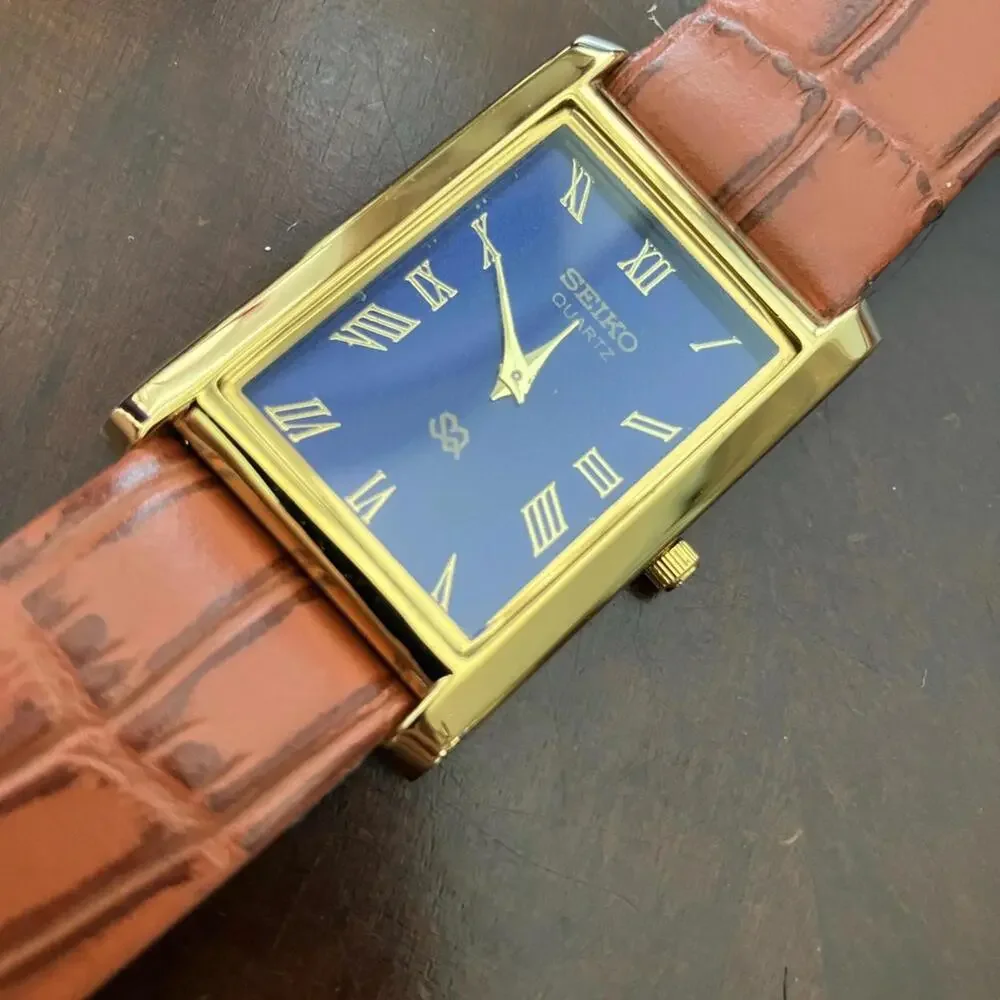 Vintage Rare Seiko Slim Tank Mens Gold Filled 33mm watch